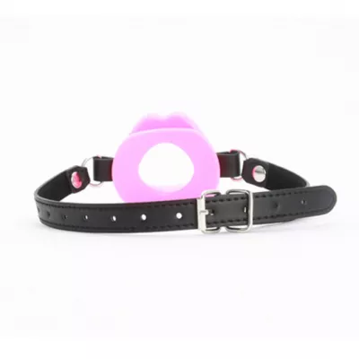 Кляп с кольцом губами "SMV Lip Open Ring Pink"