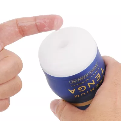 Мастурбатор чашка "PREMIUM TENGA SQUEEZE TUBE CUP"